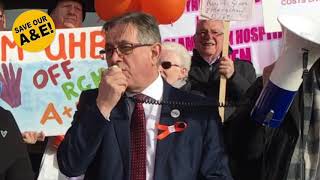 Mick Antoniw speaking to the Save Our A&E rally at the Senedd, 11 Februray 2020