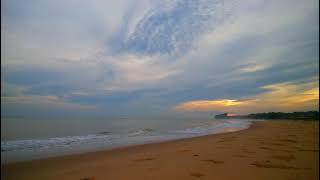 Morning On The Beach - Relaxing Ocean Wave Sounds - Cloudy Sunrise