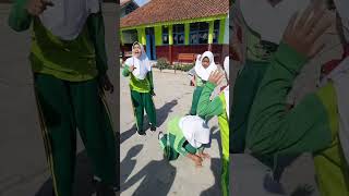 GURU MENJELASKAN ❌️ MURID MENJELASKAN ✅️