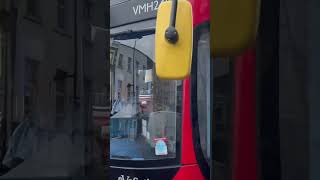 Metroline LK18AHV(VMH2487) on the 4 at Fonthill Road going towards Blackfriars Station