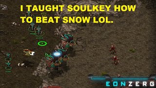 I TAUGHT SOULKEY HOW TO BEAT SNOW IN ASL LOL