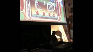 Kitten wants to play Peggle