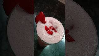 Strawberry Milk Shake #milkshake #strawberry #special #aaicheprem #cookingchannel