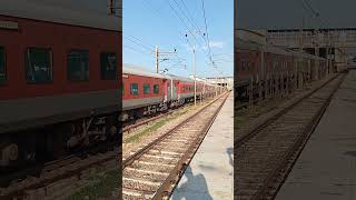 New Delhi rajdhani express || passing through tundla junction 🔥🔥#highspeedtrain #trainlover #ytshort