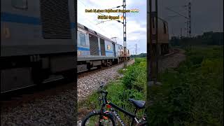 Desh ki shan Rajdhani Express 🇮🇳🫡🇮🇳#viral #yt #shorts #rajdhani express#crossing #super #faster