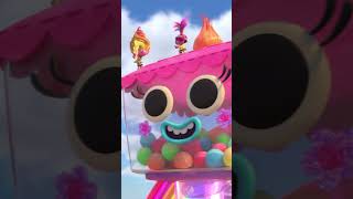 When the Weekend's Finally Here 🕺💃 | Fun Fair Surprise | TROLLS BAND TOGETHER