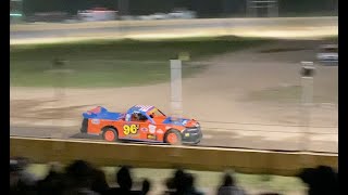 Pro-truck feature race, 6/4/22.