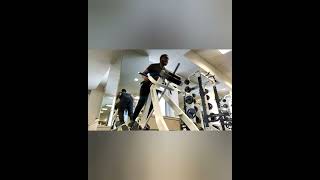 HEAVY T BAR ROW FOR 10 #bodybuilding #fitness #shorts