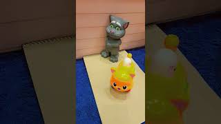 Toy Cat VS Talking Tom