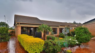 3 Bedroom For Sale | Die Hoewes