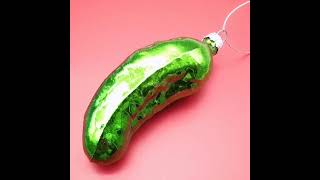 Handcrafted Glass Blown Ornaments for Christmas Tree glass pickle cucumber for christmas decor