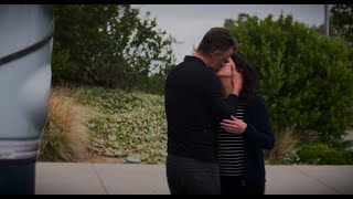 Alex and Cole kissing 2x10 The Mighty Ducks (Lauren Graham and Josh Duhamel)