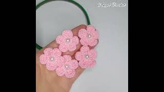 Beautiful Crochet hair band tutorial for beginners,  so easy and cute crochet hair band for girls 👧