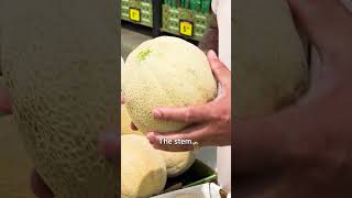 Fresh Tips for Picking Cantaloupe 🍈