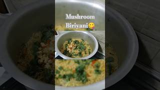 Mushroom Biriyani😋 #food #foodie #biryani #biriyanilovers #vegbiryani #foodlover