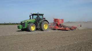 John Deere 8370R & 8m Vaderstad Rapid Seed Drilling