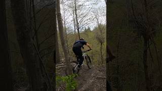 @ivansawchuk19 is a beast 🔥 #mountainbikeskills #shortvideo #freeride #steep #chute #mtb #mtblife