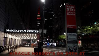 Manhattan N.Y.C. 4K, binaural. Dark and empty on the streets