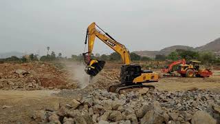 Recycling basalt in India with the BF90.3 crusher bucket