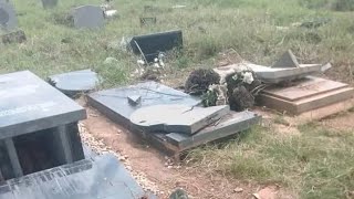 Hanzi almost 100 tombstones apwanyiwa ku Warren Hills zviri kukatyamadza veruzhinji.😲😲