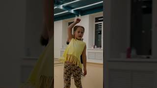 Тренировки у детей от 3-х лет #тюмень #dance #танцоры #детитанцуют #dancehall