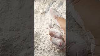 #asmr#asmrvideo#foryou#satisfying#relax#white#chalk#gymchalk#shortsviral#fyp#dry#soft#dusty