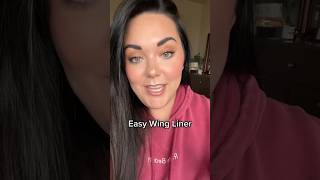 Winged Eyeliner Tutorial | Easy Eyeliner #makeupshorts #eyeliner #wingedeyeliner #eyelinertutorial