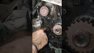 landrover freelander 2 | timing jumped #automobile #mechanic #landrover