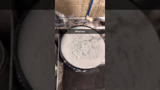 We call it a PAINT MILKSHAKE🥶 #subscribe #paint #milkshake #factory #tasty #challenge #trending