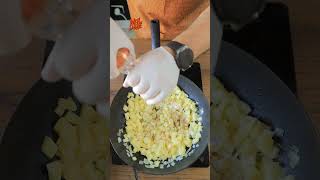 One Pot Scrambled #Eggs and #Potatoes 😍 Easy and Simple #Recipe