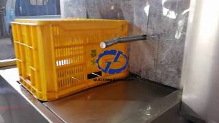 Small food basket pallet and tray washing cleaning machine