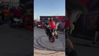 Mt07 circle wheelies at Houston graffiti wall. Esr Streets don’t sleep 2022