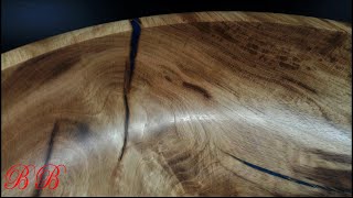 Woodturning a 15 inch white Oak bowl with a touch of resin/ Wood turning