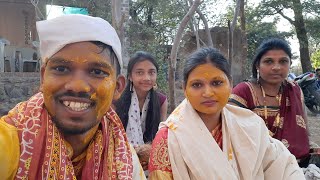 आदिवासी लग्नातील घाने कसे काडतात 😊 || उखलावर कांडत ना सुपात फुनात || आदिवासी संस्कृती बघा 😊