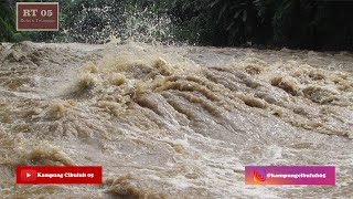 Waspada Derasnya Sungai Kali Ciliwung Di Pusat Kota Bogor