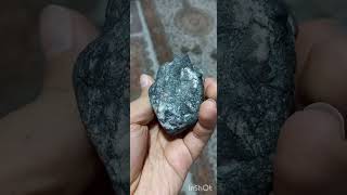 سنگ نیمه قیمتی حدید دارای ناخالصی های کوارتز میکروبلور Hematite Gemstone in Cryptocrystal quartz gem