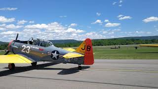 AT6 taxiing and parking at WW2 days Reading 2017