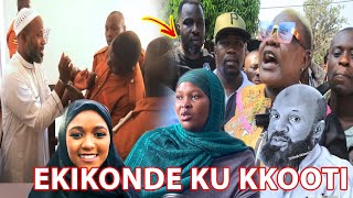 #Obunkenke, Ekikonde Kinyoose wabweru wa Kkooti nga Hajjat Zurah bamufulumya mu Kabangali ya Police