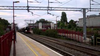 60163 Tornado speeding through Harrow & Wealdstone with the Down Cathedrals