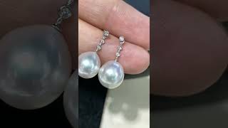 9-10mm Australia white pearl earrings in 18k gold