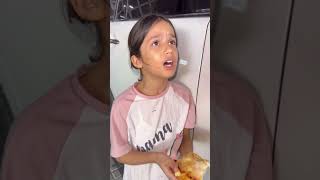 A child threw a piece of pizza to the poor child from the window, and the reason was shocking!!