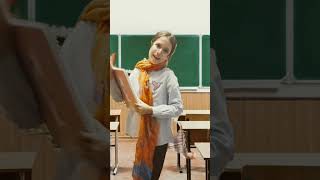 Случай в школе 👩‍🏫 #shorts #смешныевидео #приколы #школа #школьники #хочуврек