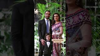 Momal seikh with family #youtubeshorts @Syeda_BA #plzlikeandsubscribemychannel #unfreezmyaccout