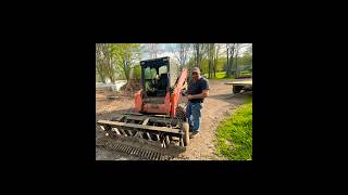 How to Relieve Pressure on Hydraulic Hoses that Won’t Snap in Easily!! #attachments  #hose #farming