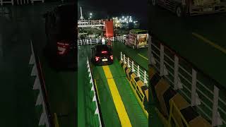 Saat mobil naik ke deck 2 kapal Ferry #trending #merak #bakauheni #shortvideo #fyp #viral #kapal