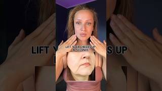 Cheek lifting in 40 seconds