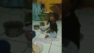 kelucuan anak-anak yang bikin kita selalu tersenyum saat dalam keadaan apapun