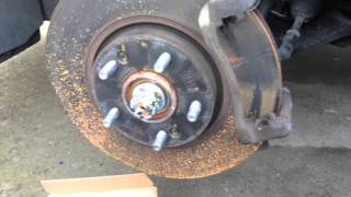 "How To": 2009 - 2014 Hyundai Sonata Front Brake Pad Replacement