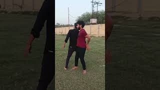 Self defense on road side#selfdefense #viral #taekwondo #trending #karate #boxing #dltkd