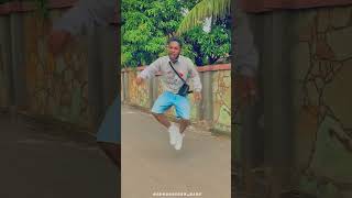 No_limit_jnr taught me this choreo 🔥🥳😫dc:@no_limit_jnr894 #dance #afrodance #incredible_nike